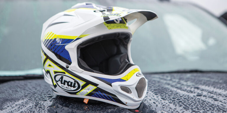 agv k3 46 helmet SV away backpack engineered to provide exceptional Color:Sea Run: Potters Red Rad Power RadRunner 1